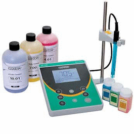 Oakton® pH 550 Benchtop pH Meter Kits