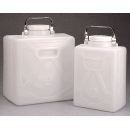 Thermo Scientific Nalgene® HDPE Rectangular Carboys - Thermo Scientific Nalgene 9 L (2 gal.) HDPE Rectangular Carboy - 1 ea